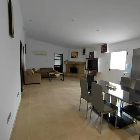 Sunset וילה פאפוס