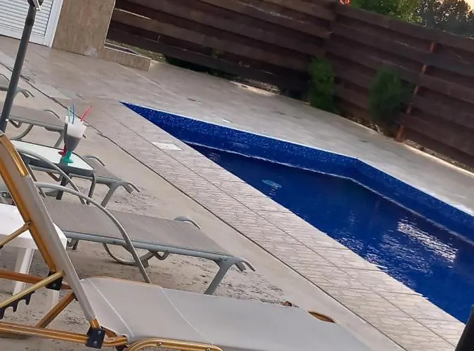 Sunset 빌라 파포스